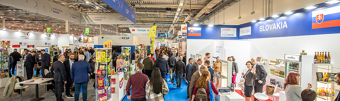 The 250 in’l exhibitors confirmed the expo’s global commercial dynamics