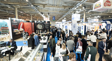 FOOD EXPO opened its gates for the 3rd day with commercial agreements and thousands of professionals
